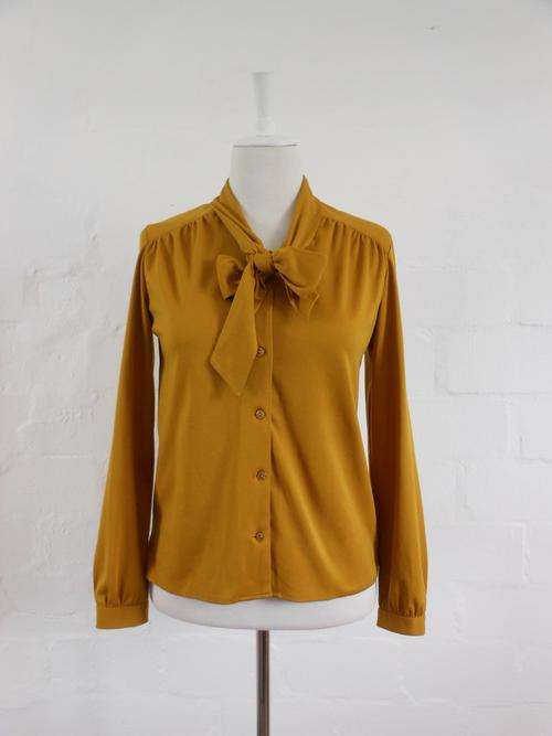 VINTAGE CHARTREUSE GOLD PUSSYBOW LONG SLEEVE BLOUSE TOP SHIRT - SIZE 8