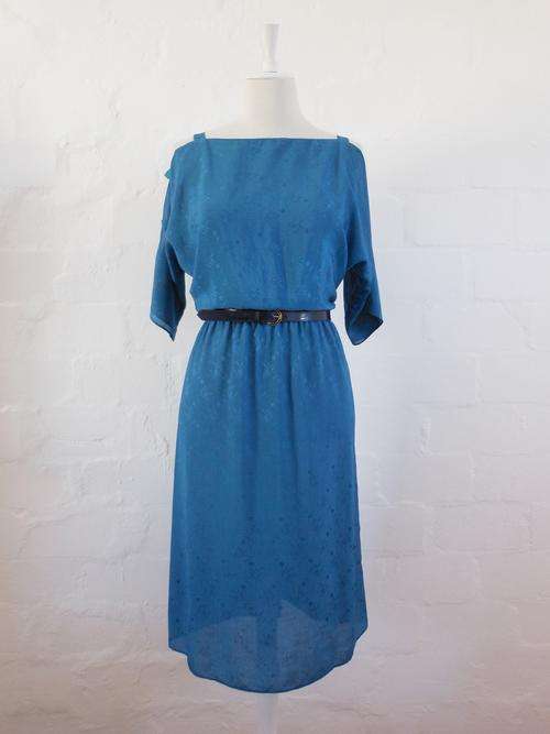 VINTAGE CUT OUT SHOULDER BLUE FLORAL BELTED DRESS - SIZE 12