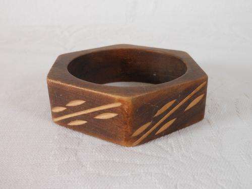 *NEW YEAR SALE - 25% OFF!* VINTAGE WOODEN BROWN CHUNKY BANGLE BRACELET