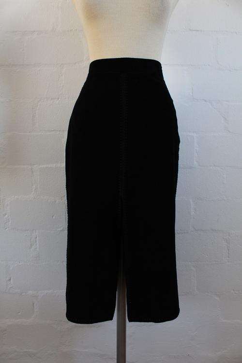 *GENUINE SUEDE LEATHER* VINTAGE BLACK HIGH WAIST PENCIL SKIRT - SIZE 6