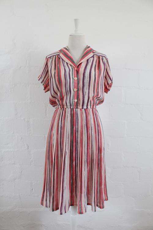 VINTAGE STRIPED PINK WHITE PLEATED DAY DRESS - SIZE 12
