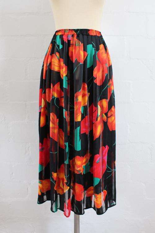 VINTAGE FLORAL PRINT PLEATED ORANGE BLACK SKIRT - SIZE 12