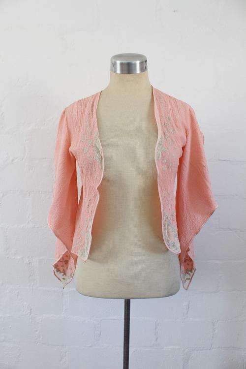 VINTAGE LACE EMBROIDERED PINK KAFTAN TOP BLOUSE - SIZE SMALL