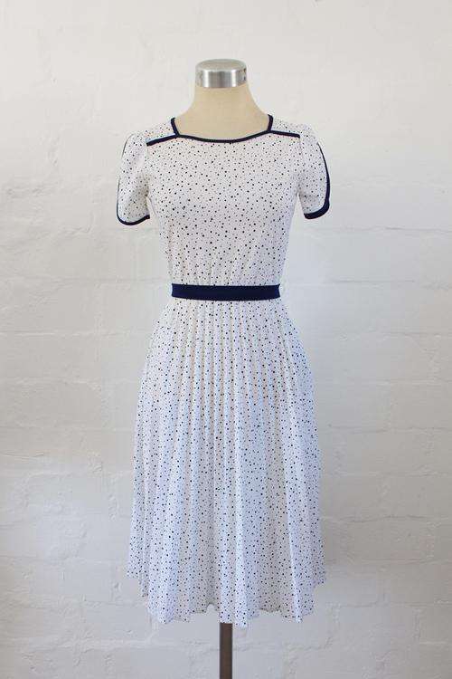 VINTAGE POLKA DOT WHITE NAVY PLEATED DAY DRESS - SIZE 8