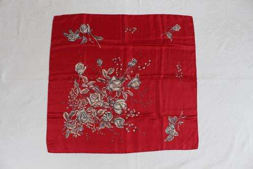 VINTAGE 100% SILK RED WHITE ROSES FLORAL PRINT SCARF