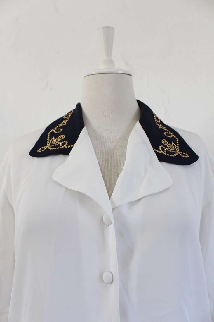 *FLASH SALE - 50% OFF!* VINTAGE WHITE NAVY BLUE EMBROIDERED SHIRT TOP BLOUSE - SIZE 12