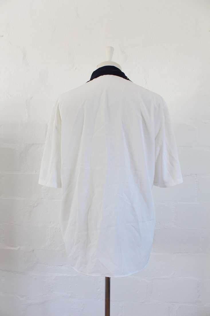 *FLASH SALE - 50% OFF!* VINTAGE WHITE NAVY BLUE EMBROIDERED SHIRT TOP BLOUSE - SIZE 12