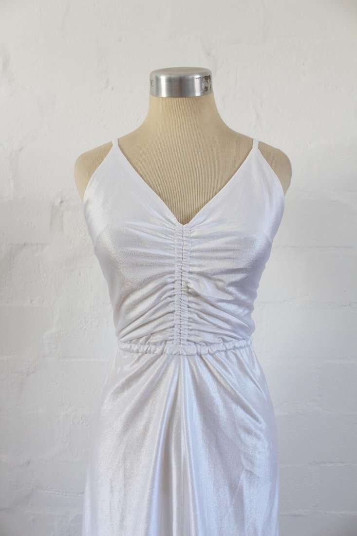 VINTAGE FULL LENGTH MAXI CRISS CROSS WHITE DRESS - SIZE 8