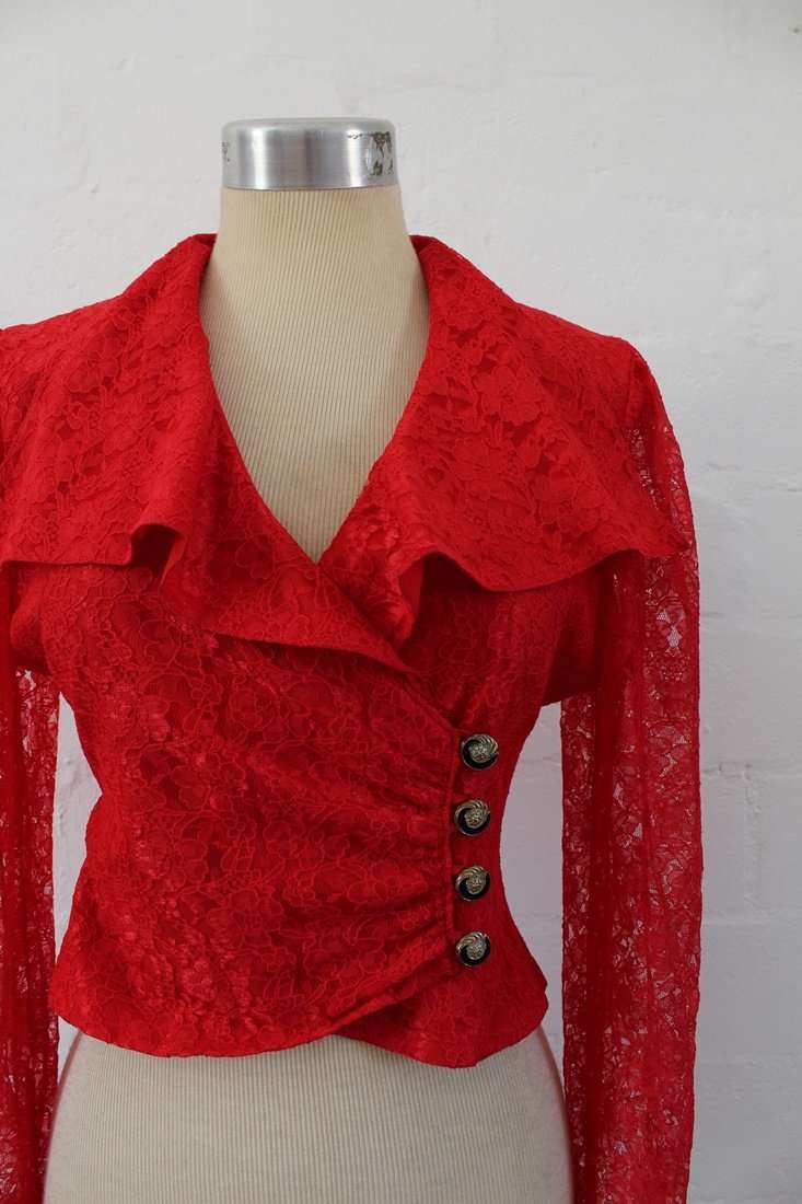 VINTAGE RED LACE SHEER SLEEVES CROPPED TOP - SIZE 8