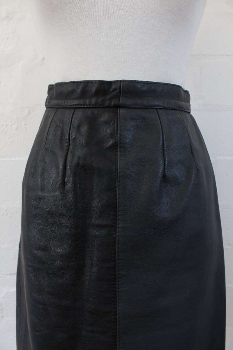 *GENUINE LEATHER* VINTAGE BLACK GREY PENCIL SKIRT - SIZE 12