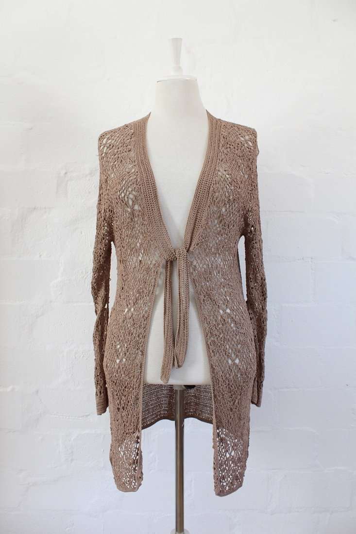 VINTAGE STYLE CROCHET KNIT BROWN TIE FRONT LONG SLEEVE JERSEY - SIZE L