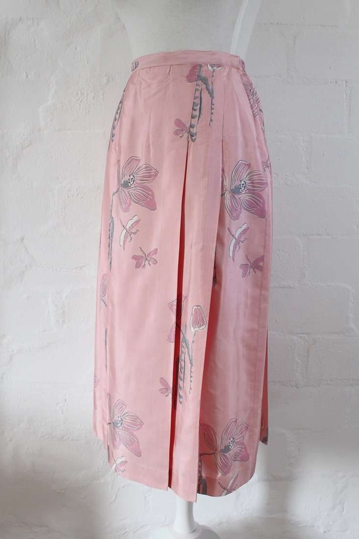 100% SILK VINTAGE PINK FLORAL PLEATED SKIRT - SIZE 10