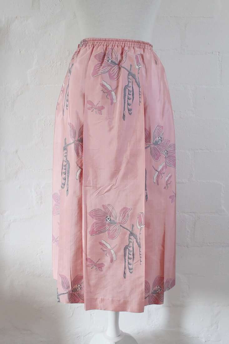 100% SILK VINTAGE PINK FLORAL PLEATED SKIRT - SIZE 10
