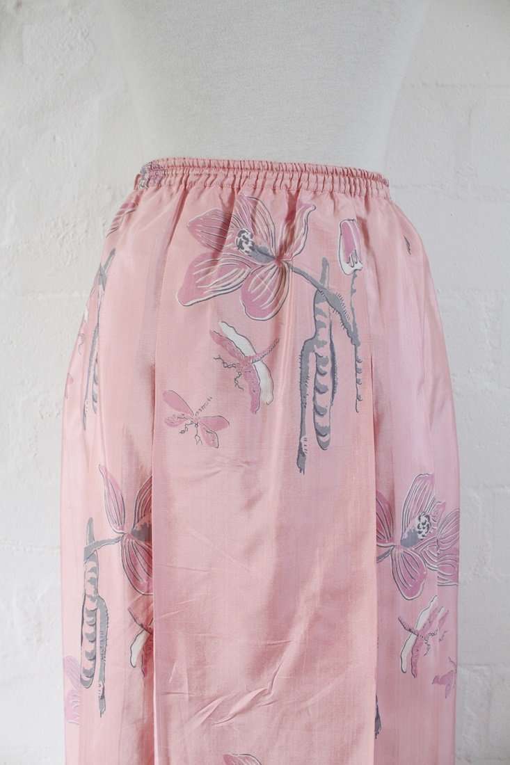 100% SILK VINTAGE PINK FLORAL PLEATED SKIRT - SIZE 10