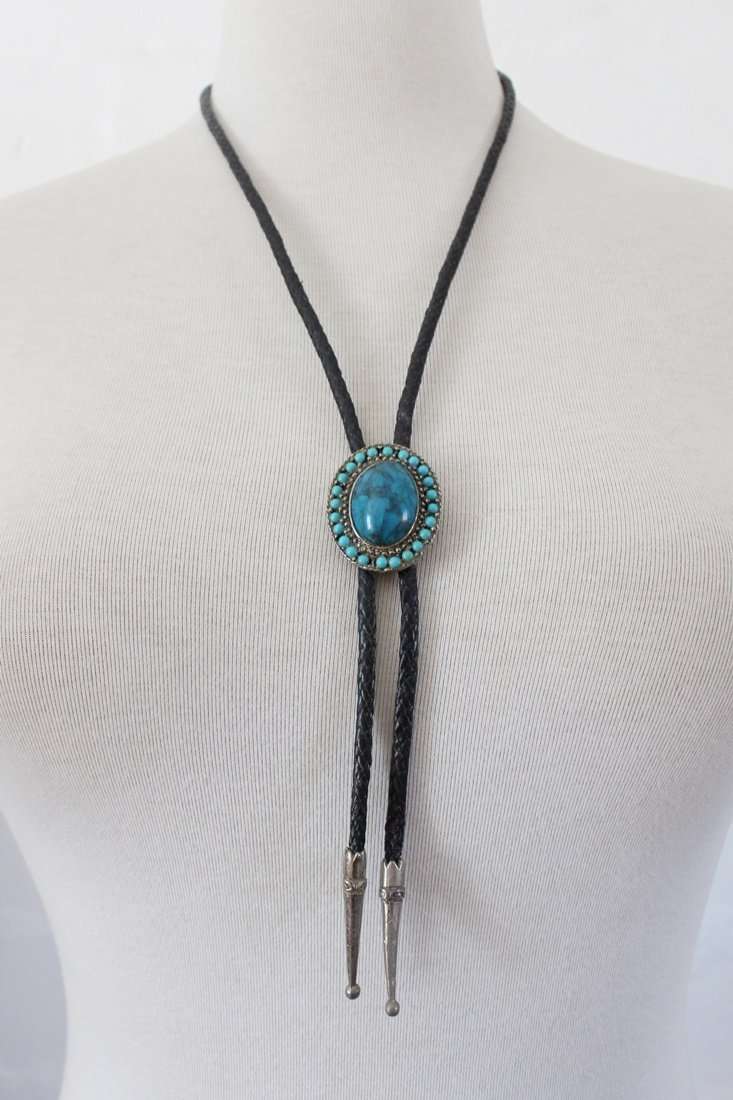 VINTAGE FAUX TURQUOISE BLACK LEATHER LARIAT NECKLACE