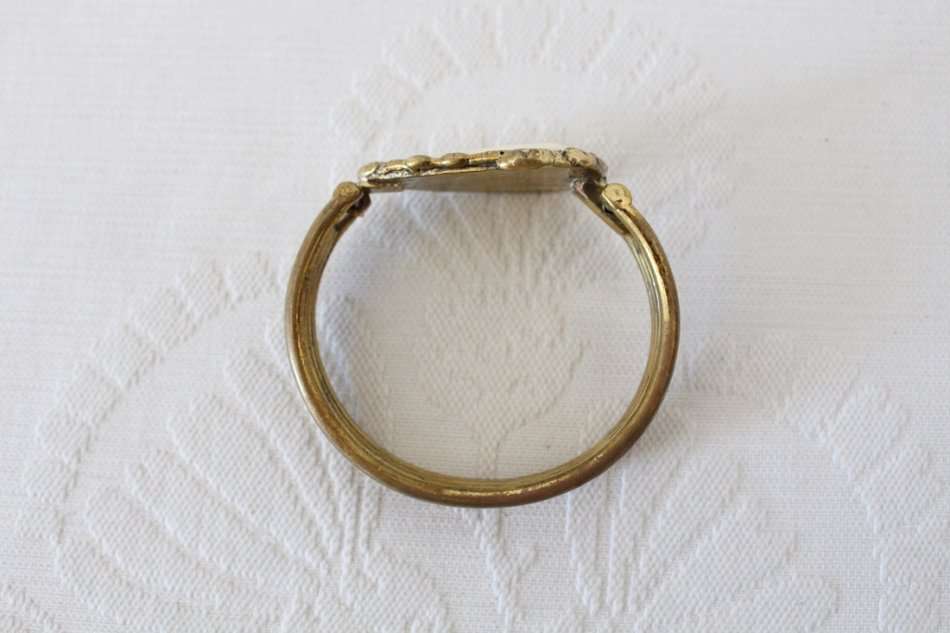 VINTAGE BRASS GENUINE BONE TRIBAL STYLE CUFF BRACELET BANGLE