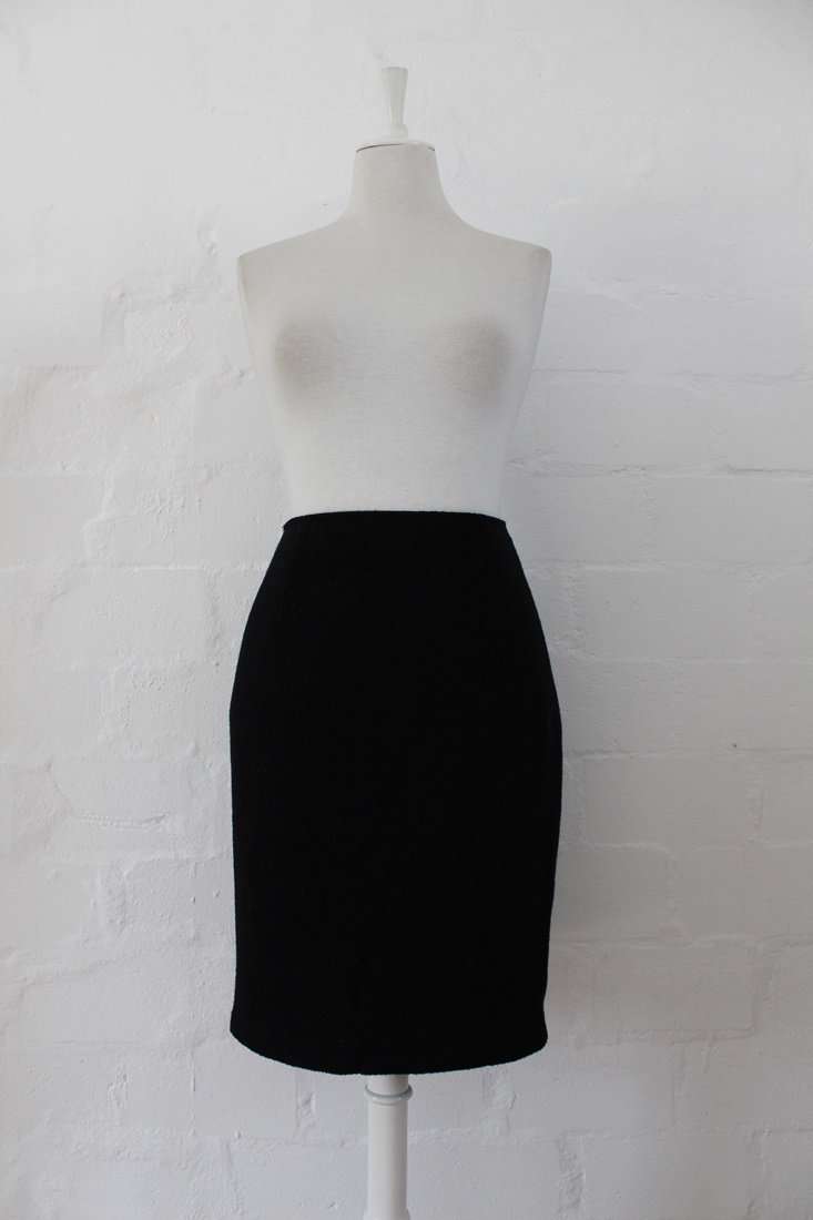 VINTAGE BLACK WOOL FITTED PENCIL SKIRT - SIZE 12