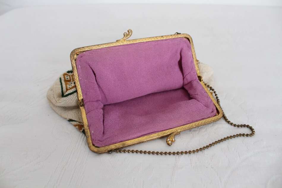 VINTAGE NEEDLEPOINT TAPESTRY EMBROIDERED EVENING BAG CLUTCH HANDBAG