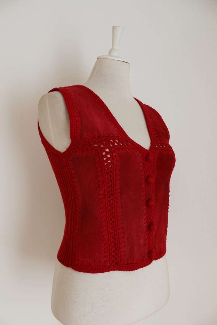 *GENUINE SUEDE LEATHER* VINTAGE RED KNIT WAISTCOAT JERSEY TOP - SIZE 14