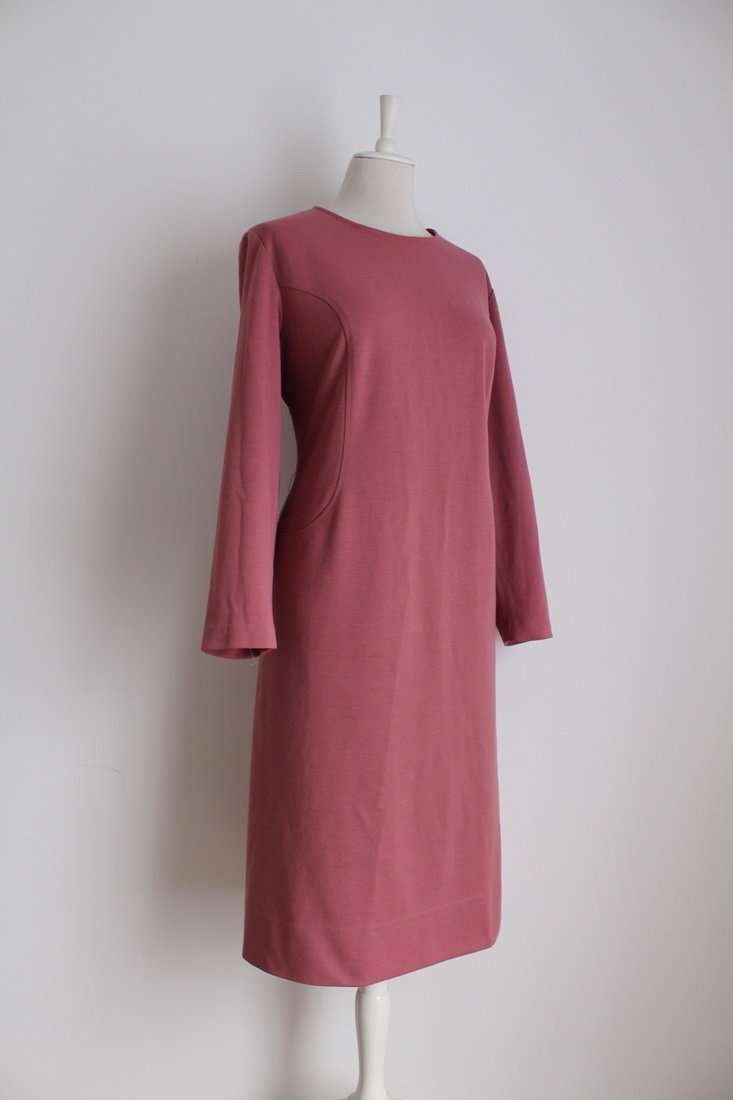 *SUMMER SALE - 50% OFF!* VINTAGE TWO PIECE PINK LONG SLEEVE DRESS JACKET SUIT - SIZE 20