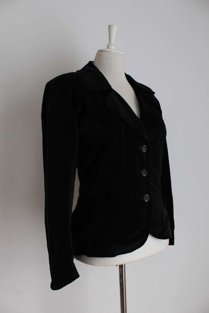 VINTAGE VELVET BLACK TAILORED JACKET - SIZE 10