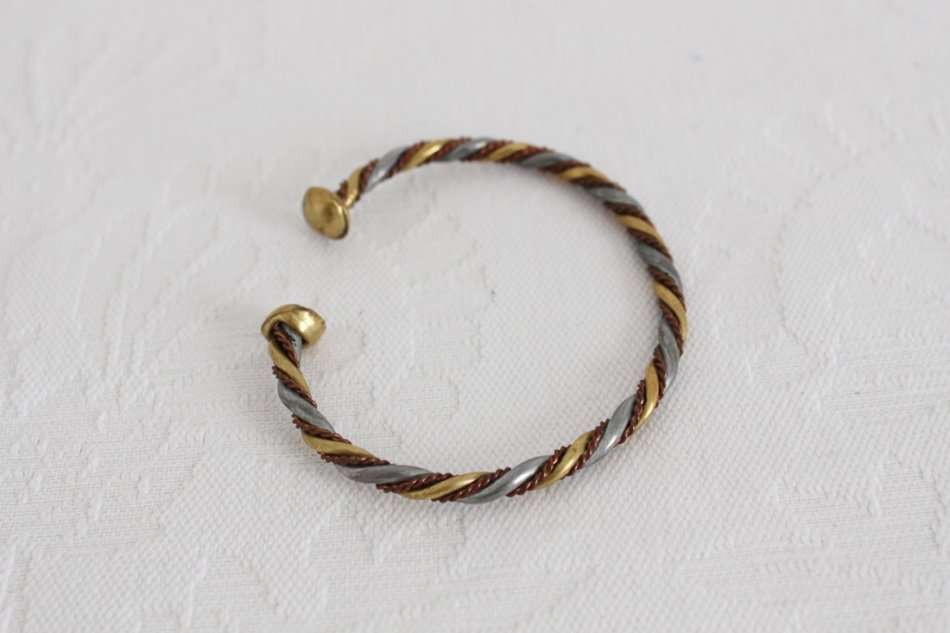 VINTAGE TWISTED BRASS COPPER SILVER TONE WIRE CUFF BRACELET