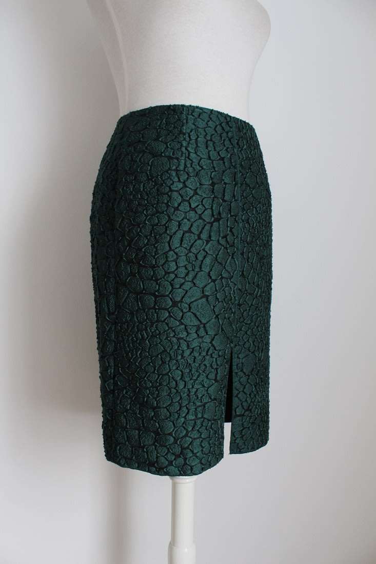 *NINA RICCI* DESIGNER GREEN TEXTURED SILK PENCIL SKIRT - SIZE 12