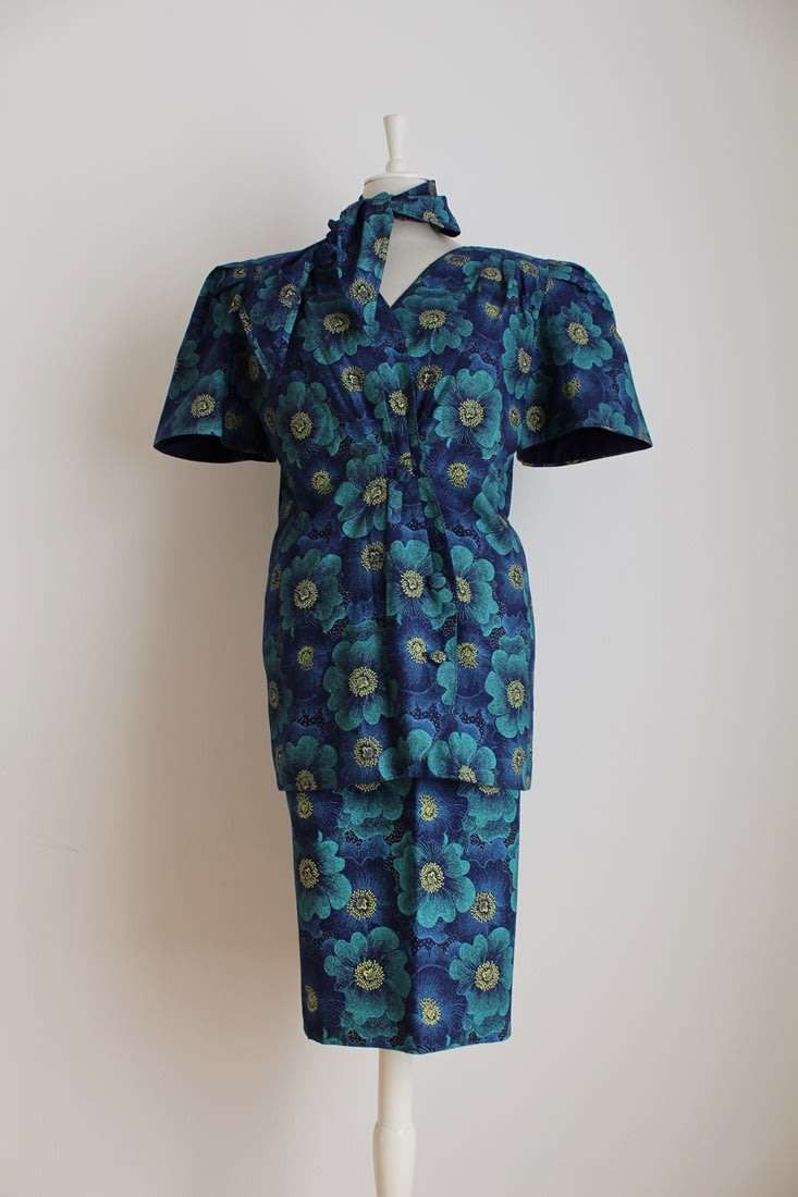 *FLASH SALE - 50% OFF!* AFRICAN ETHNIC VINTAGE BLUE FLORAL PAGNE COTTON TWO PIECE SUIT - SIZE 14