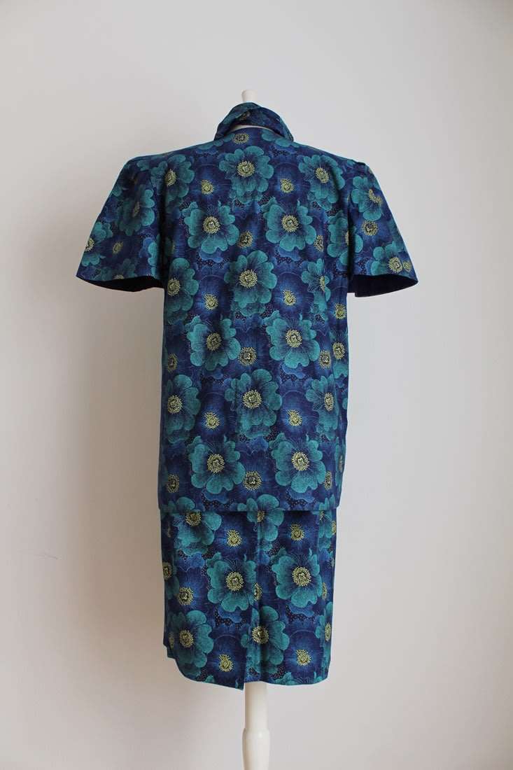 *FLASH SALE - 50% OFF!* AFRICAN ETHNIC VINTAGE BLUE FLORAL PAGNE COTTON TWO PIECE SUIT - SIZE 14