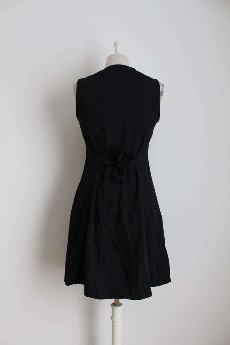 VINTAGE BLACK BUTTON DOWN TIE BACK DRESS - SIZE 12