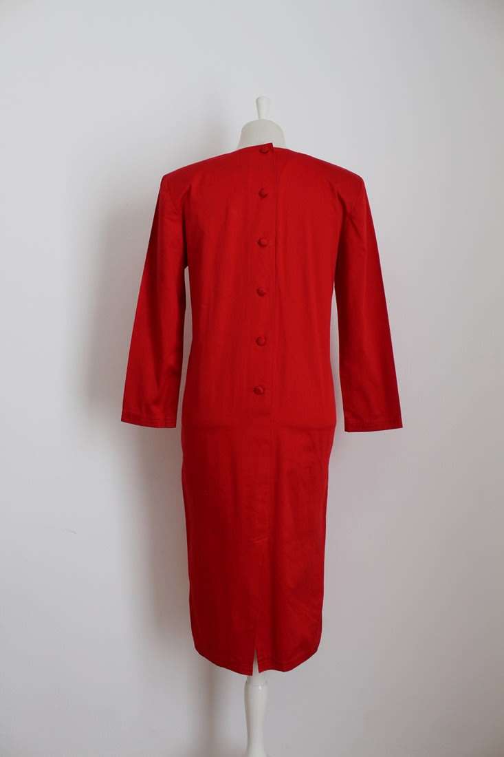 VINTAGE RED PLEATED BUTTON DOWN BACK LONG SLEEVE DRESS - SIZE 12