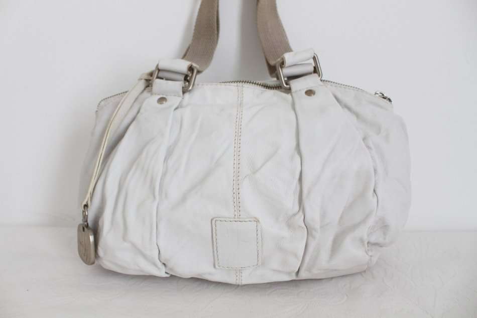 *GENUINE LEATHER* WHITE RUCHED SHOULDER HANDBAG BAG