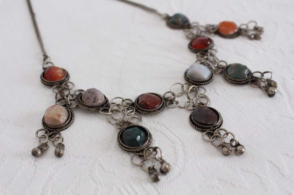 VINTAGE GEM STONE SILVER PLATED TRIBAL STATEMENT NECKLACE