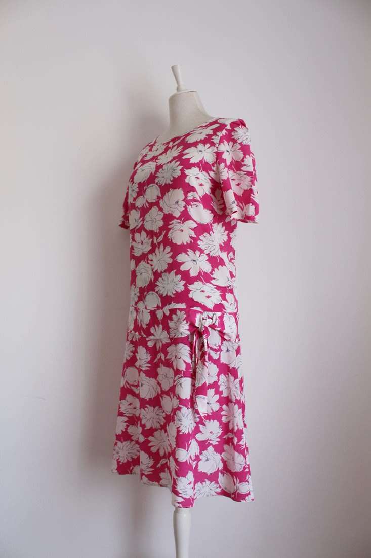VINTAGE WHITE PINK FLORAL PRINT DROP WAIST DAY DRESS - SIZE 12