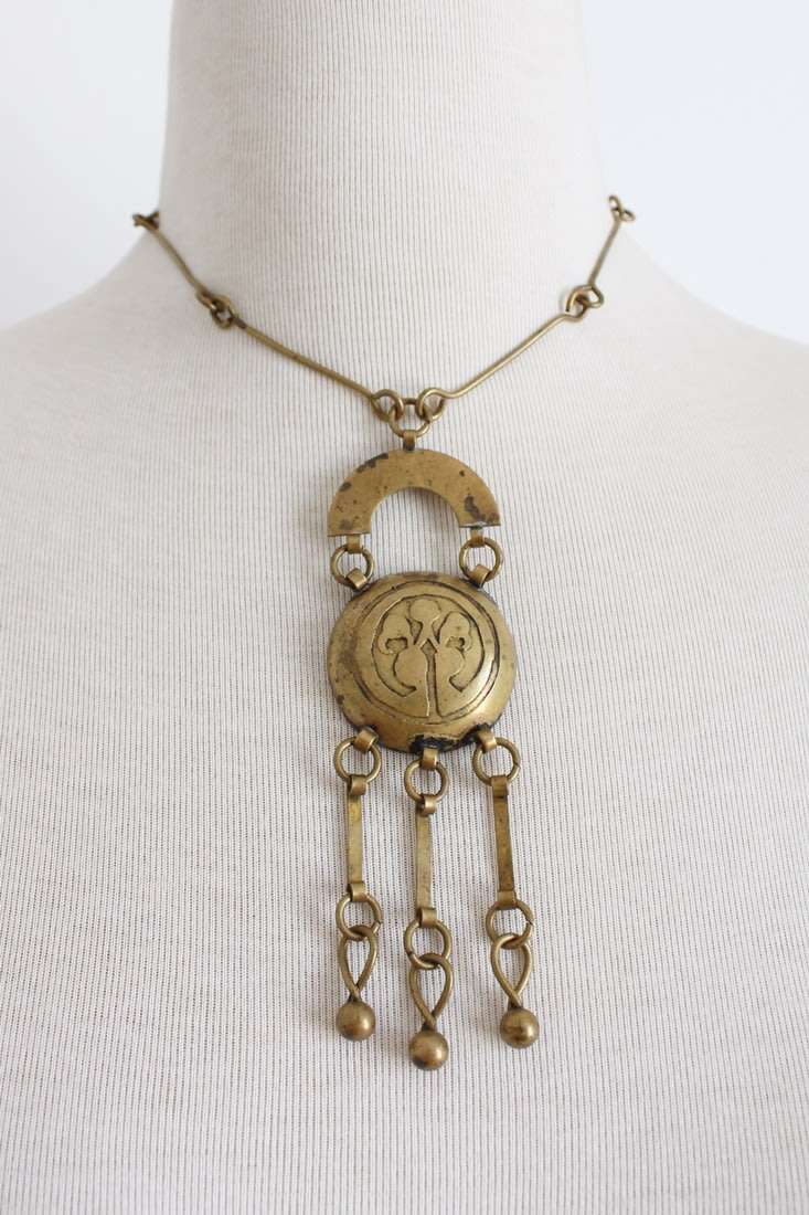 VINTAGE BRASS HAND MADE PENDANT NECKLACE