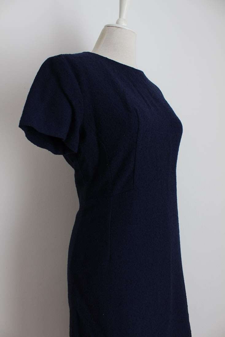 VINTAGE WOOL NAVY BLUE SHIFT DRESS - MADE IN ENGLAND - SIZE 16