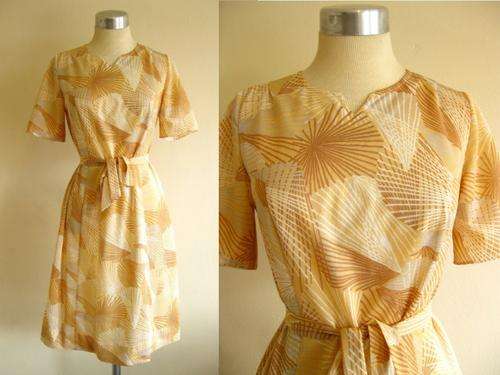 VINTAGE CARAMEL BROWN 60S PRINT TIE DRESS - SIZE 10