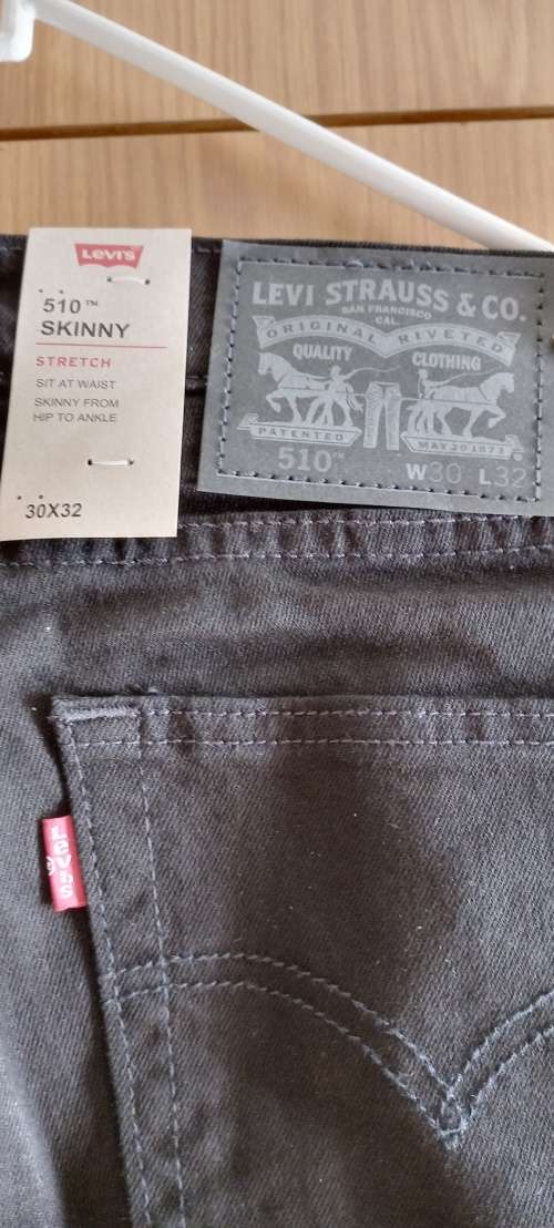 Levi`s 510  Skinny Men`s Jeans Black W30 L32