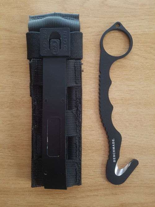 BENCHAMDE 8 HOOK KNIFE