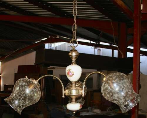 AN EXCEPTIONALLY BEAUTIFUL VINTAGE PORCELAIN & BRASS3 LIGHT CHANDELIER. BEYOND STUNNING!!