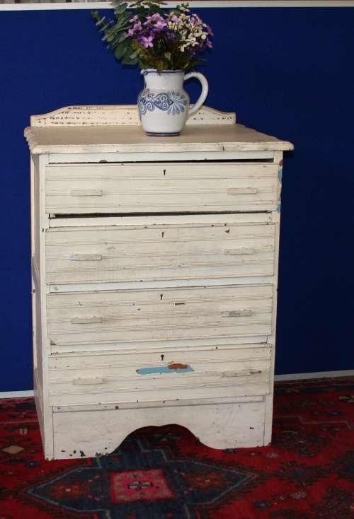WOW A STUNNING VINTAGE OLD SHABBY CHIC CHEST OF DRAWERS