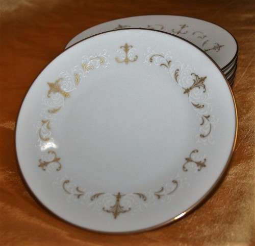 SIX STUNNING GOLD PATERN NORITAKE 6520 COURTNEY  PLATES US DESIGN PATERN - 201508 -1964 -1980