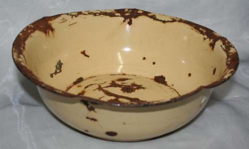 A STUNNING VINTAGE ENAMEL SHABBY CHIC DECOR FOR YOUR HOME AND KITCHEN!!!