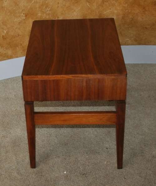 A GORGEOUS NOVO GRAFT ORIGINAL BEDSIDE CABINET IN EXCELLENT CONDITION STUNNING FURNITURE!!!