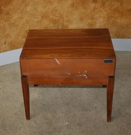 A GORGEOUS NOVO GRAFT ORIGINAL BEDSIDE CABINET IN EXCELLENT CONDITION STUNNING FURNITURE!!!