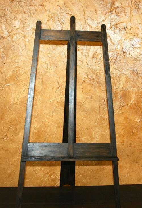 A GORGEOUS WOODEN EZEL TO DO SOME PAINTING OR TO DISPLAY YOUR FAVORITE ART PIECE!!!