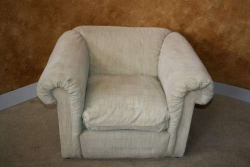 A VERY COMFORTABLE GRAFTON EVEREST SOFA CHAIR FOR THAT SPECIAL CORNER THAT NEEDS A BIT OF STYLE