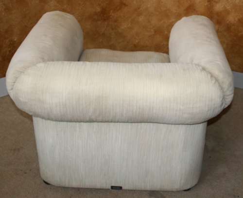 A VERY COMFORTABLE GRAFTON EVEREST SOFA CHAIR FOR THAT SPECIAL CORNER THAT NEEDS A BIT OF STYLE