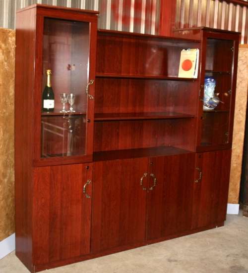 A MAGNIFICENT 2.1MX2M OFFICE CUPBOARD WITH TWO GLASS DOORS AMPLE CUPBOARD SPACE OR FLAT SCREEN UNIT!