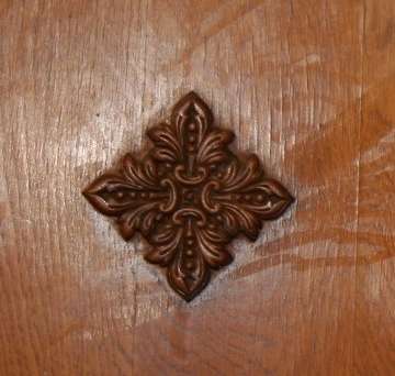 WOW ABSOLUTELY SPECTACULAR LARGE VINTAGE/ANTIQUE 3 DOOR WARDROBE - IN SHOW ROOM CONDITION!!!!